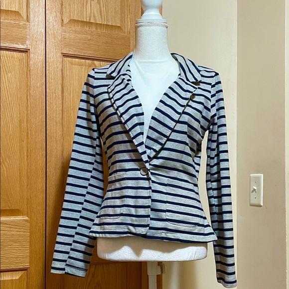 Striped blazer - Picture 1 of 3